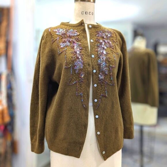 Vintage Beaded Angora Sweater - Picture 11 of 11